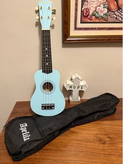 21 inches acoustic mini guitar