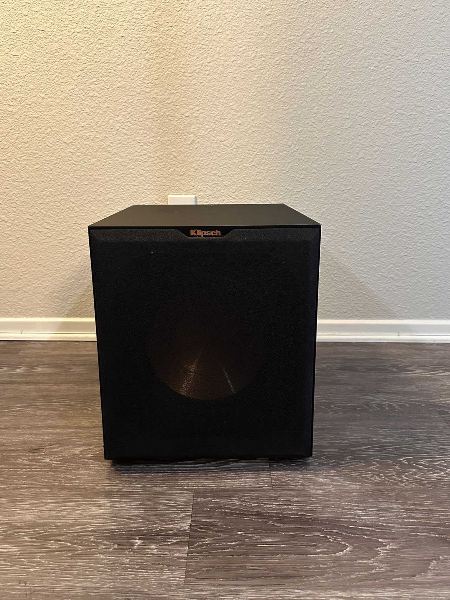 Klipsch R-10SW Powered Subwoofer - Works Perfectly, Good Condition