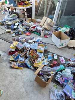 Mixed of collectibles toys