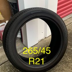 1 Used Tire Continental Crosscontact Sport 265/45R21. About 70% tread. 