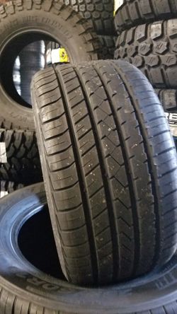 4 New Tires P245/35R20 Lionhart LH five.