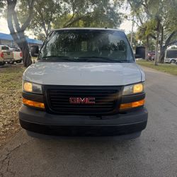 2019 Gmc Savana Extended HD Great Condition, Not Toyota Dodge Chevrolet Ford Mercedes Nissan (parts)