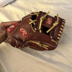 Rawlings Heritage Pro 11.5” Infield Glove