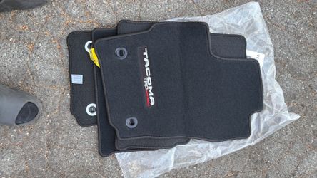 Tacoma 4th gen carpet new