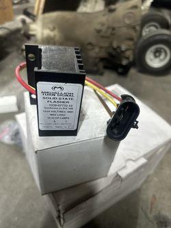 Freightliner Solid State Flasher KYS 1039 07732 10