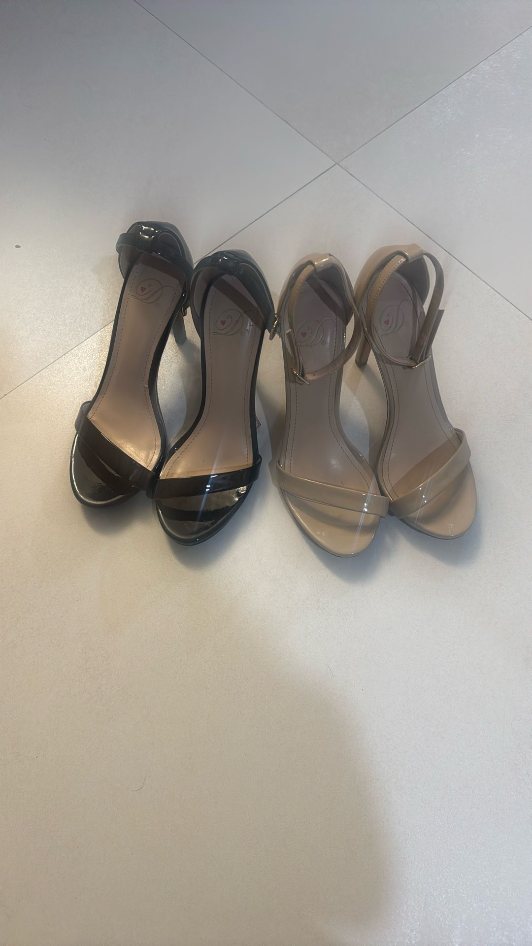 Size 6 Women’s Shoes