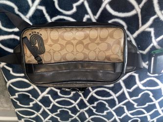 Coach Men’s Shoulder Bag 