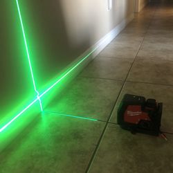 Milwaukee Laser Green