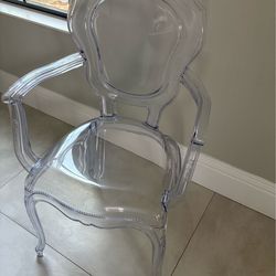 Clear acrylic ghost armchair