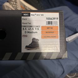 8.5 Ariat Soft Toe Work Boots And Also Includes Comfortable Insoles 