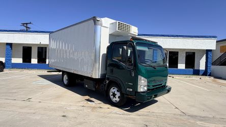 2019 Izuzu NQR 18 feet thermo king