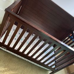 Fishers Price 4 In 1 Convertible Crib And Serta Crib Matress 