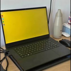 razer blade 15 gaming laptop - signature edition + cooler