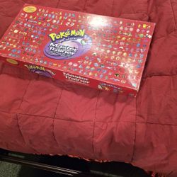 Pokémon Master Trainer Red Box 