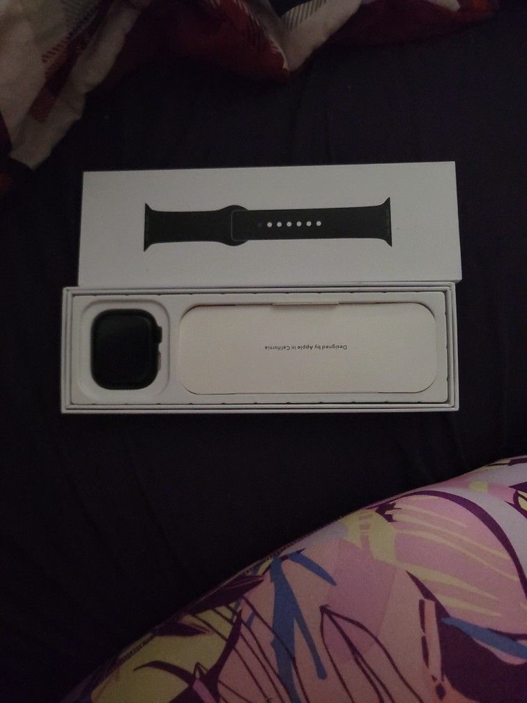 2 Apple Watches Series 10