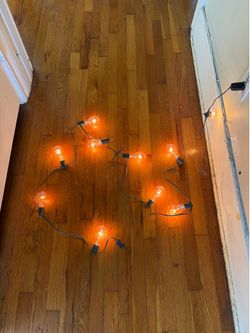 String lights with spare bulbs
