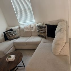 Ashley Furniture Sectional – Excellent Condition