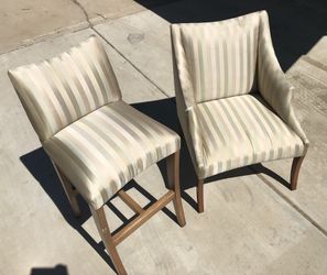 1 barstool 4 contemporary dining chairs