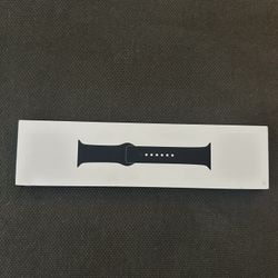Black Sport Band Apple Watch 40 Mm Face 