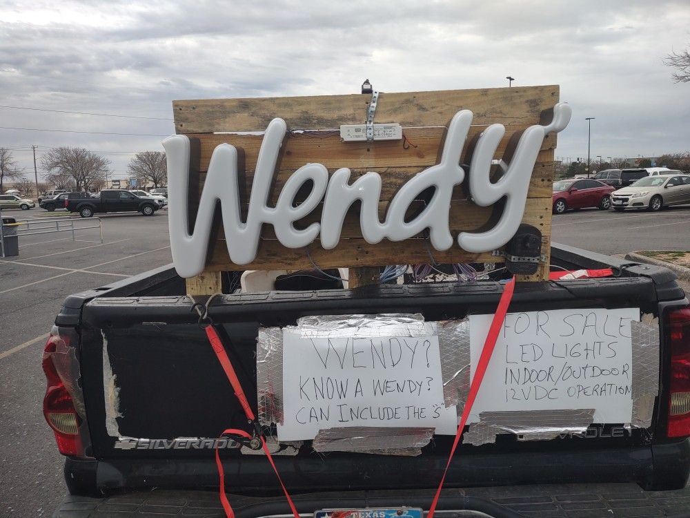 Wendy? Know a Wendy? Yes The "s" Is available.