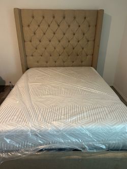 Queen bed mattress and box spring $400