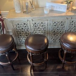 3 set of barstool chairs