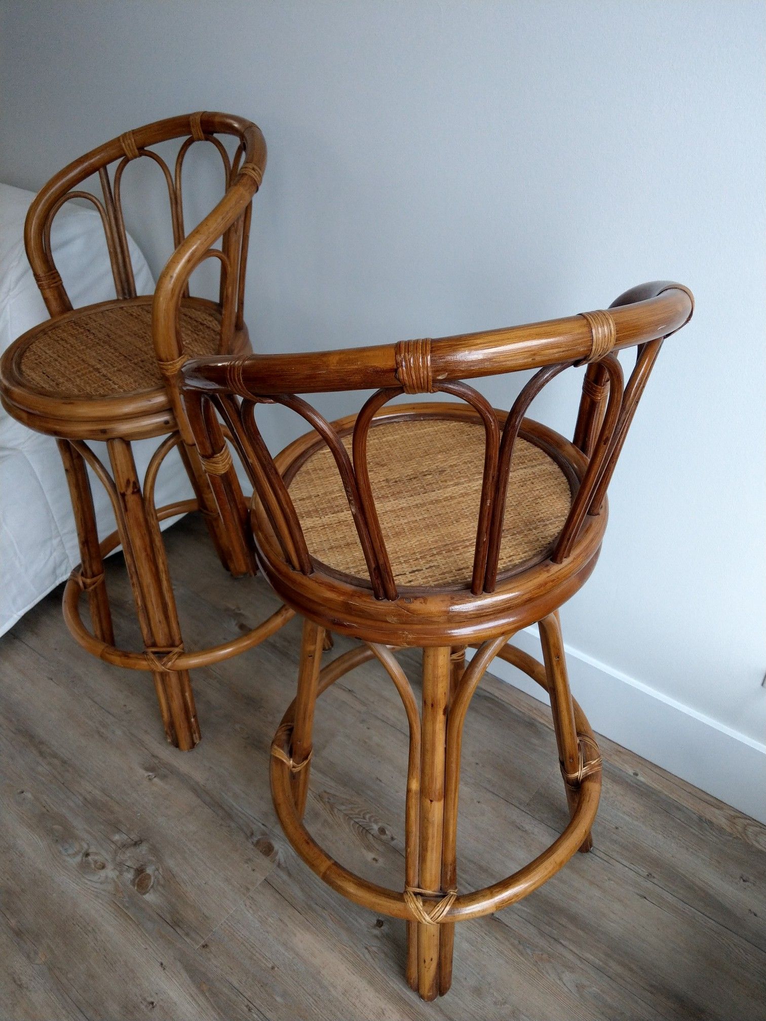 Bar stools in amazing condition