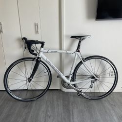 Cannondale Road Bike 