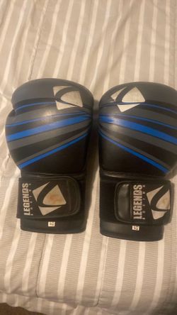 boxing gloves legend