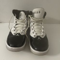 Air, Max Jordan, aura, black and white size 12 shoes
