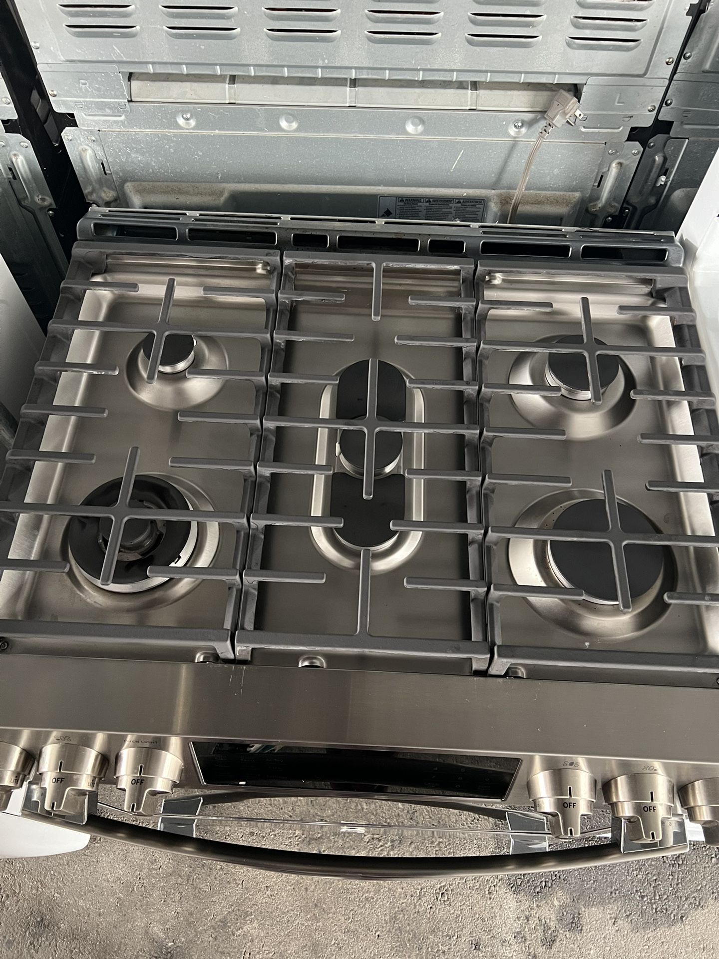 Silver Flat GE 5 Burners Stainless Steel Gas Stove We Deliver And Install🚚👨🏻‍🔧