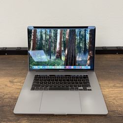 16" MacBook Pro Touchbar 500GB SSD*16GB RAM*2.6Ghz Intel 6 Core i7