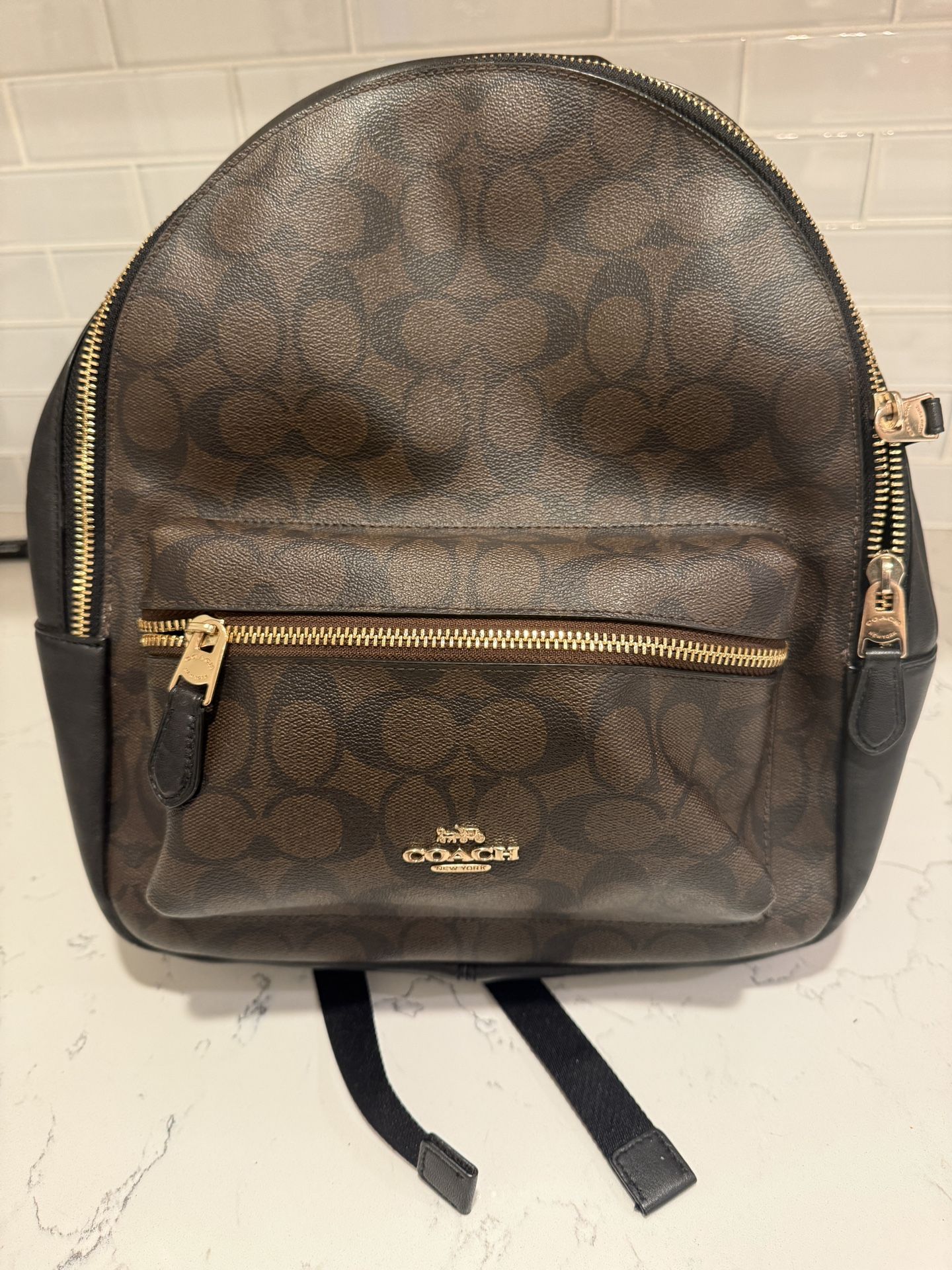 ✨Coach Medium Charlie Backpack Signature Brown Black Purse $100 Firm