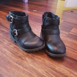 Boots Size 8