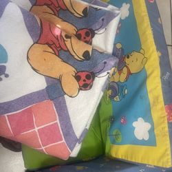 POOH SOFA AND POOH BLANKET