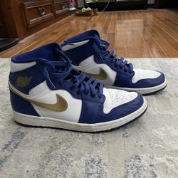 Air Jordan 1 Gold Medal Size 11.5