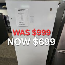 GE ENERGY STAR 17.3 CU. FT.
FROST-FREE GARAGE READY
UPRIGHT FREEZER