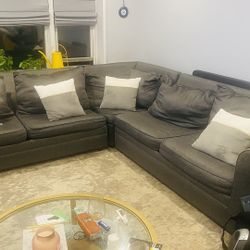 Sectional 3 Piece With Sofabed 