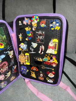 Disney pins