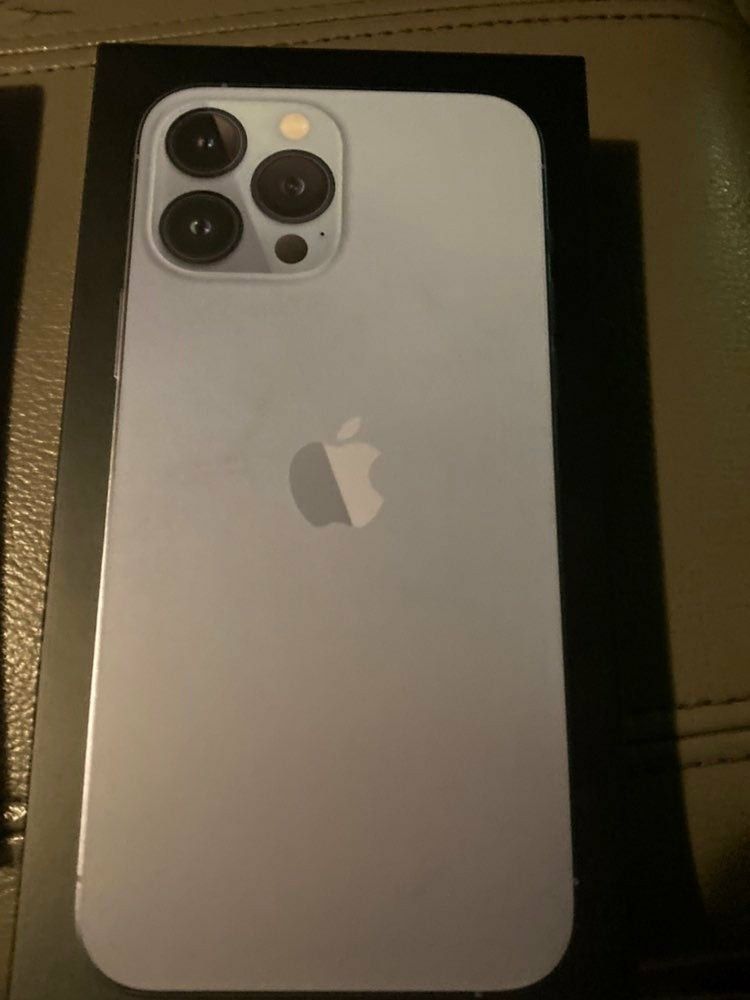 Apple iPhone 13 Pro Max 256 GB in Sierra Blue for AT&T