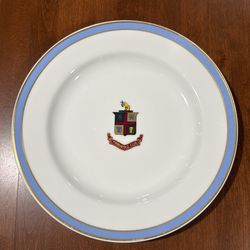 Large 12” Oneida dinner plates w/Minneapolis Club logo