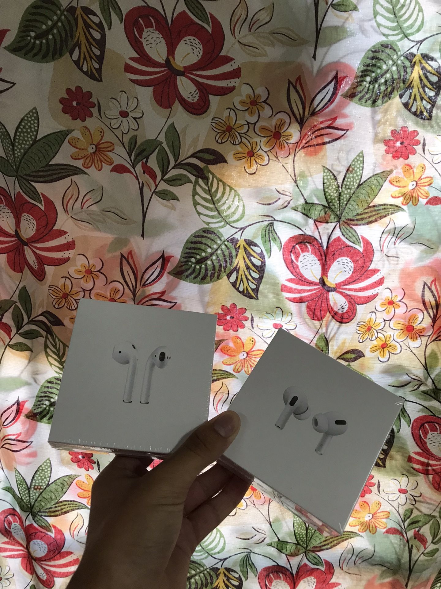 AirPod | Airpods | Earpod | Airpod Pros | Airpod 2 | Bluetooth Headphones | IPhone Headphones