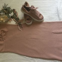 Maxi Dress And  ROCK & CANDY  Lace Sneakers.