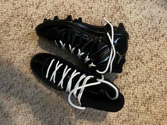 AJ11 Patent  Leather Football Cleats