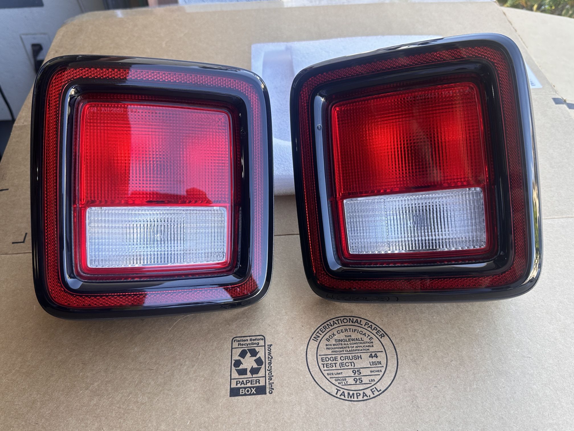 Wrangler JL Factory Taillights