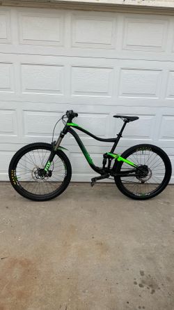 2017 Giant Trance 2 M/L(Carbon Wheels)