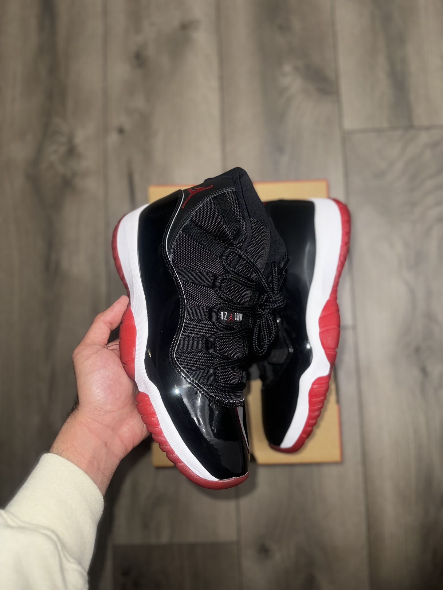 Jordan 11 Bred Size 10