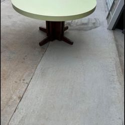 Kids Table / 4’ Round X 2’ Tall