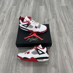 Jordan 4 Retro Fire Red Men Size 13 New 