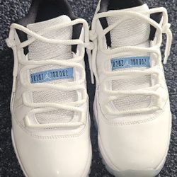 Jordan 11 Low Legend Blue (Size 8.5M/10W)